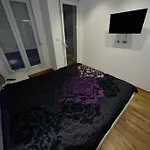 Laura Kvart Апартаменти *