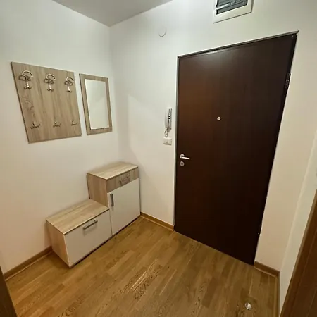 Laura Kvart Apartament *